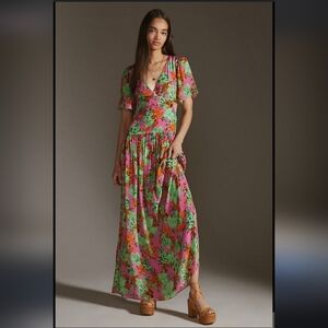 Gilner Farrar Maxi Floral Cutout V Neck Dress Medium